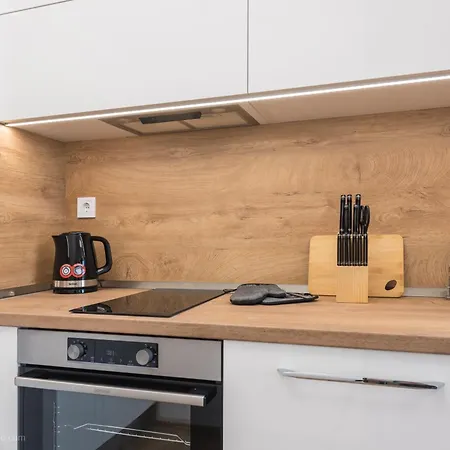 Bright One Bedroom With Parking Space Apartment